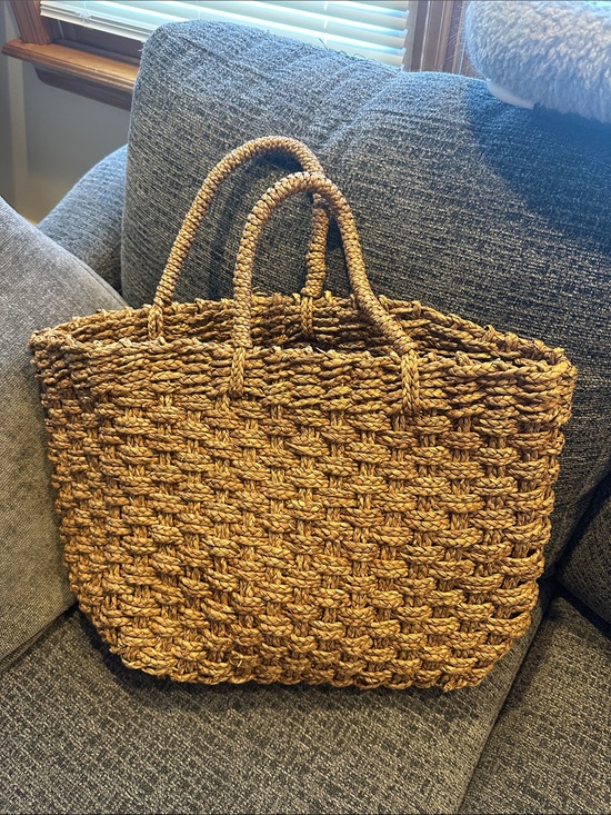 Ralph Lauren Handbags - Ralph Lauren Woven Straw Tote in Natural Tan